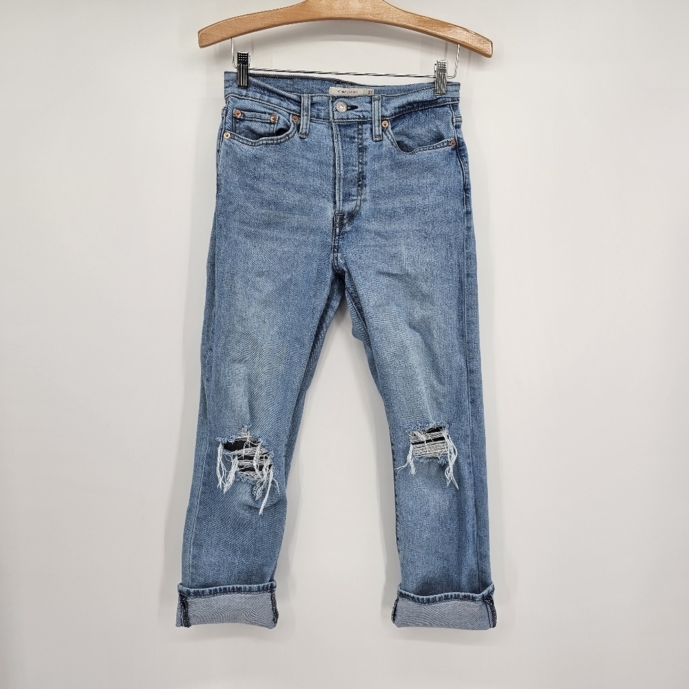 Levi's Wedgie Straight Button Fly Distressed Women's Size 27